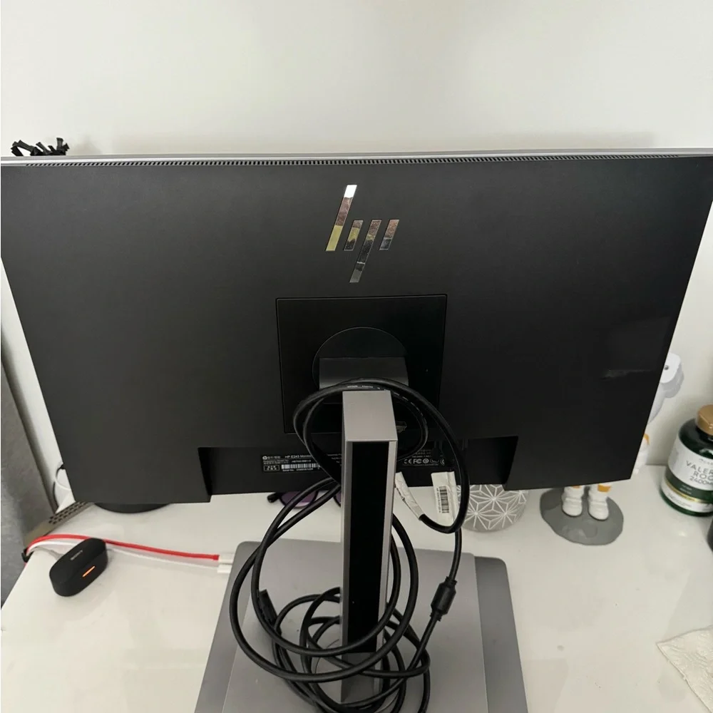 HP E243 HD monitors (23.8 inch widescreen)
